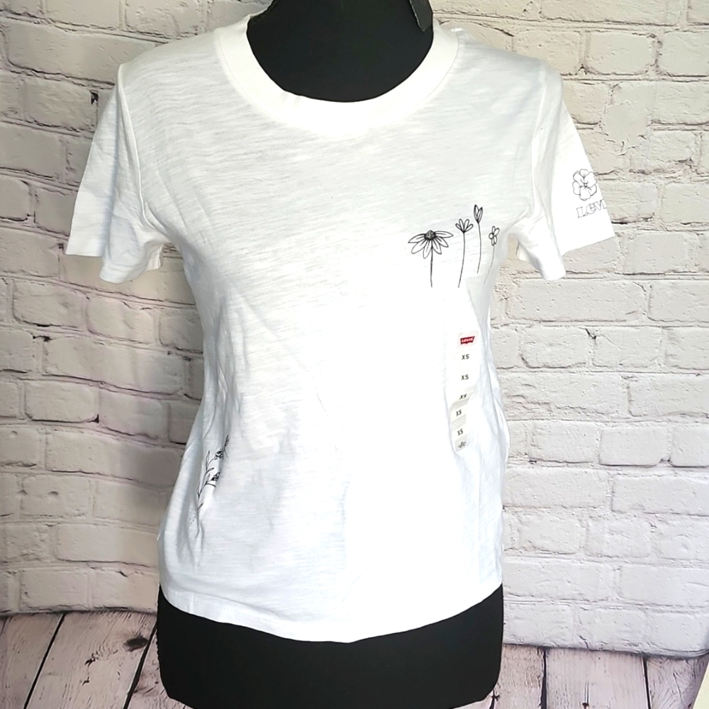 White t-shirt with black flower design
